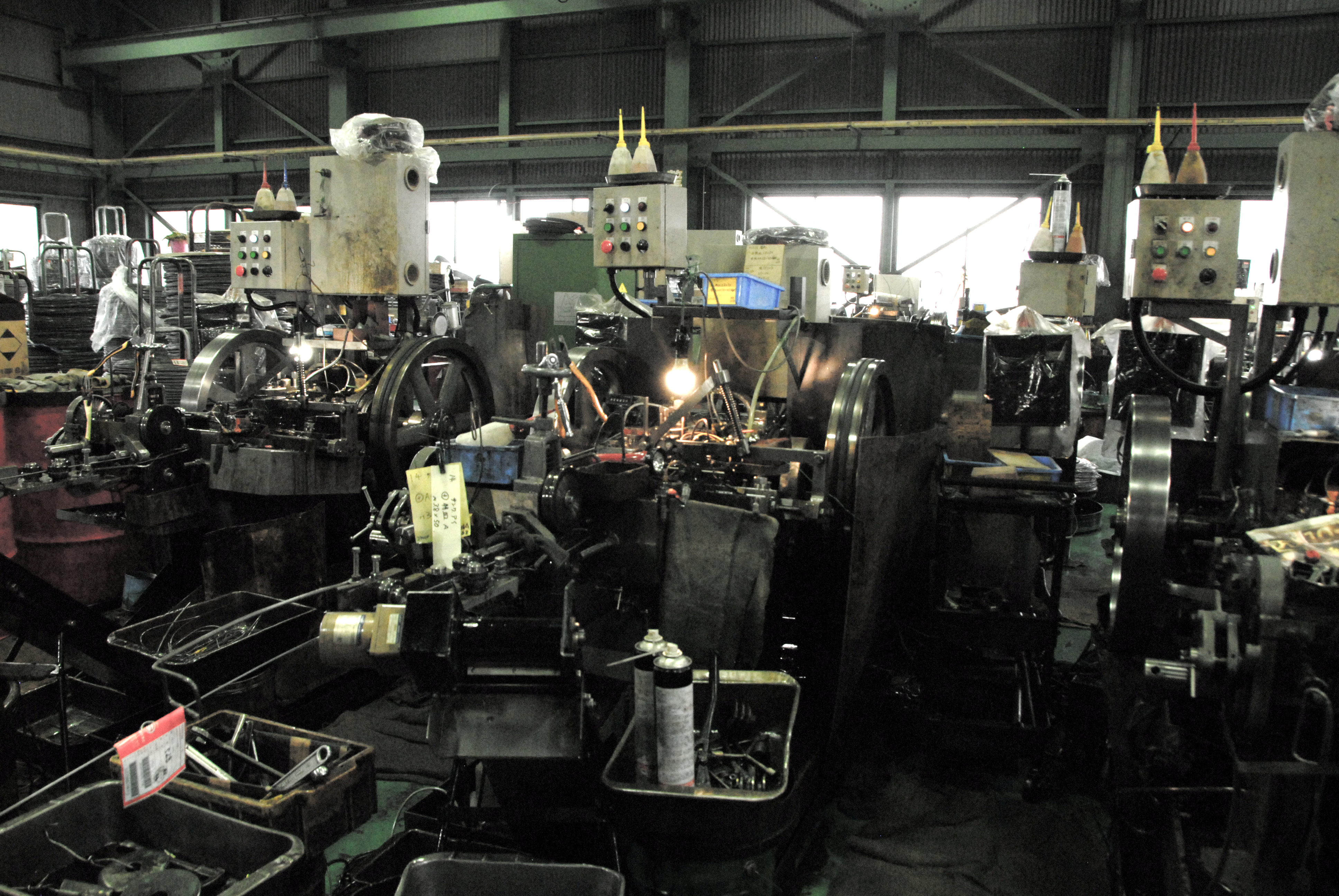 間崎ファスナー工場画像７